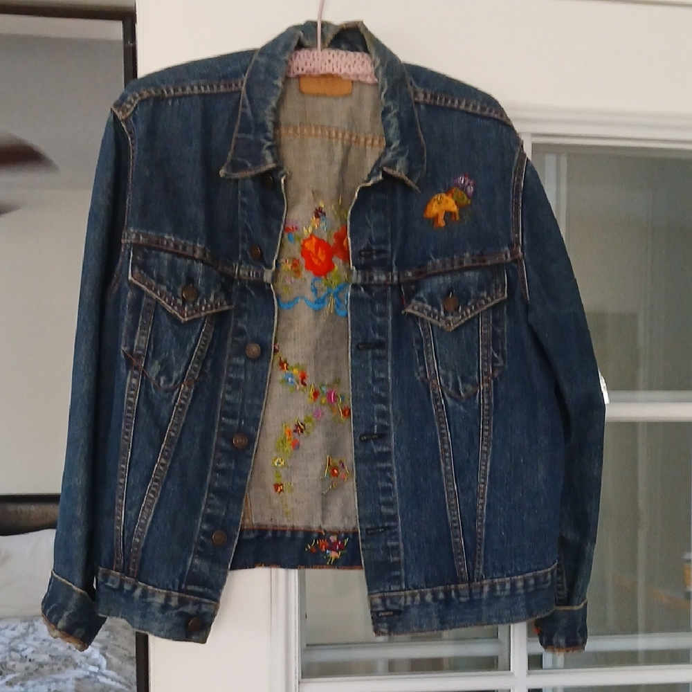 Levi's Dark Blue Denim Jacket Colorful Hand Embroidery Big E Late 1960s